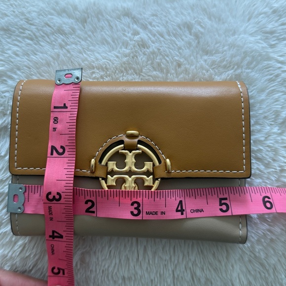 TORY BURCH MILLER COLORBLOCK MEDIUM FLAP TRIFOLD LEATHER WALLET MULTICOLOR - Picture 14 of 15